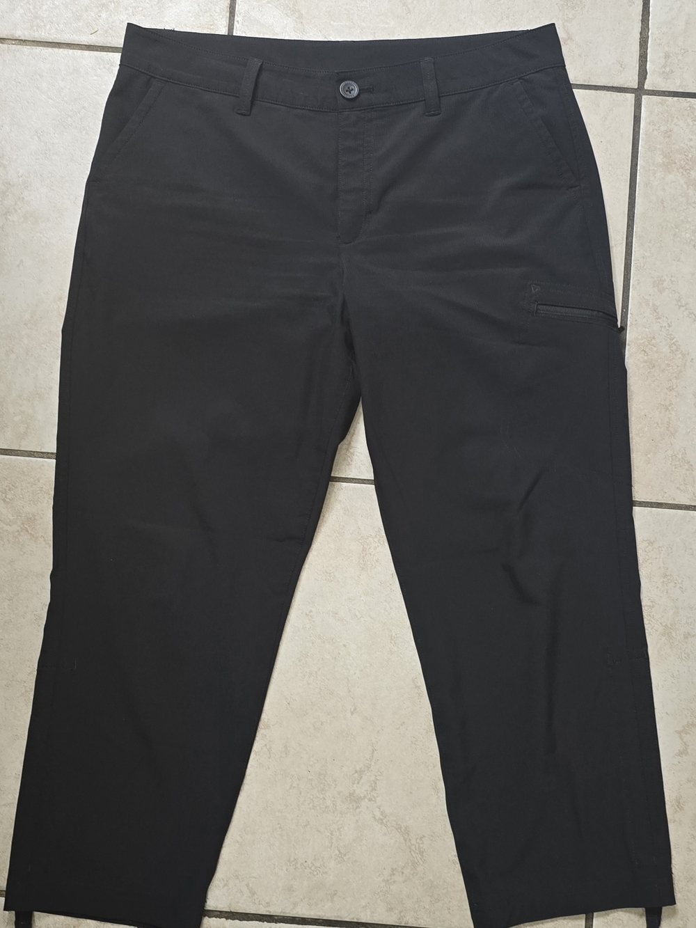 Eddie Bauer Black Women's Capri Pants - Straight Leg